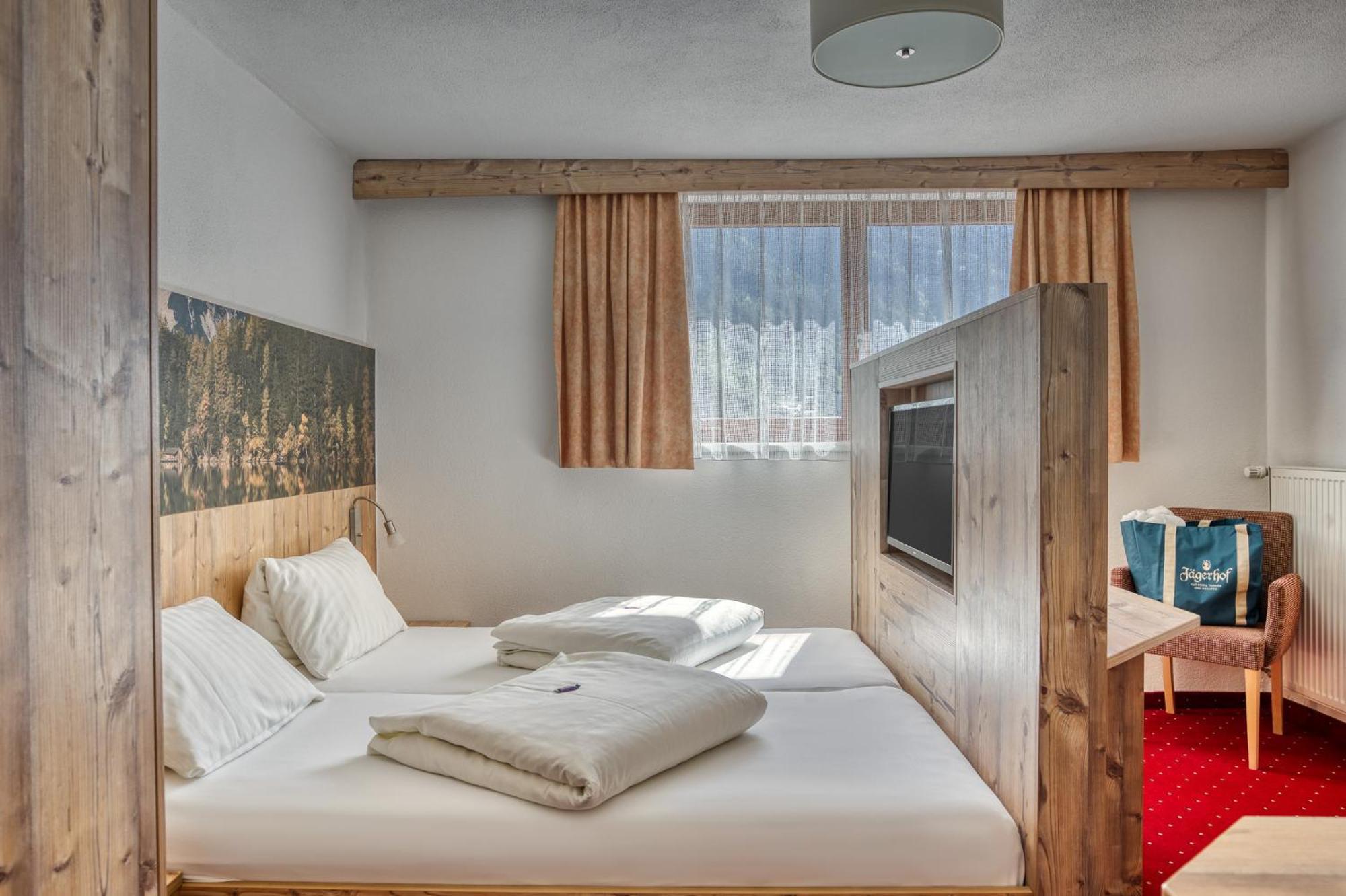 Hotel Jaegerhof Oetz Habitación foto