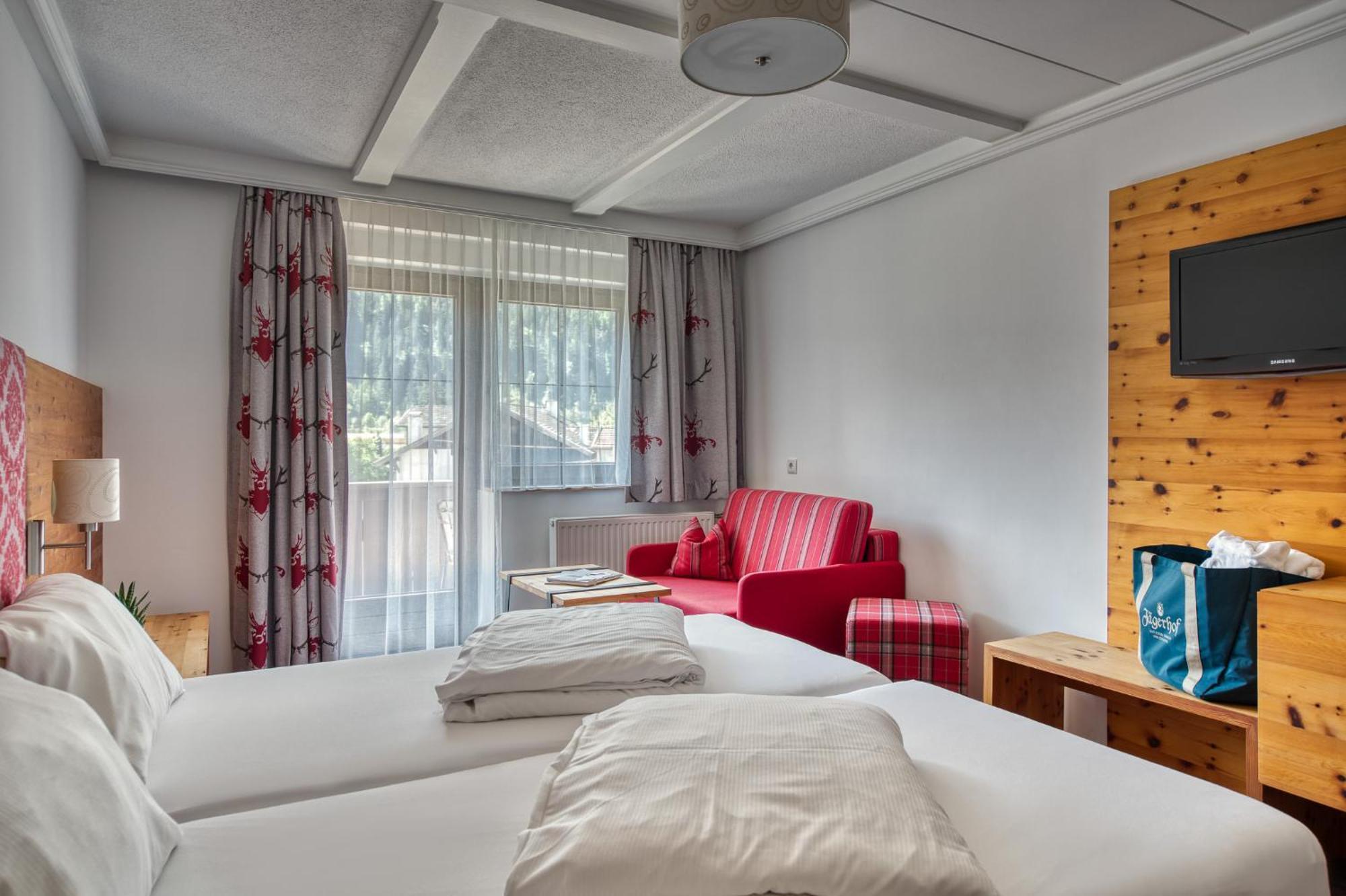 Hotel Jaegerhof Oetz Habitación foto