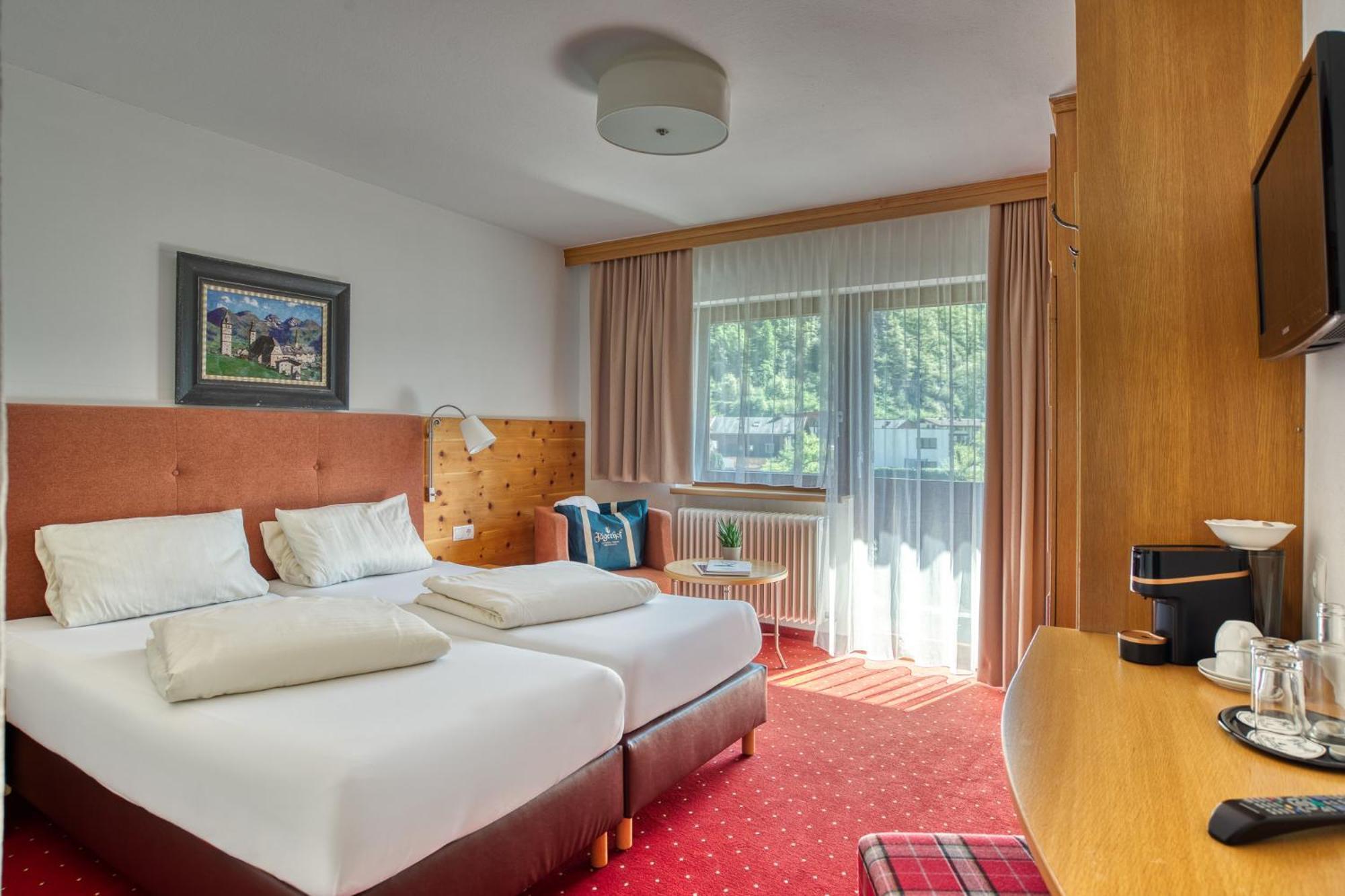 Hotel Jaegerhof Oetz Habitación foto